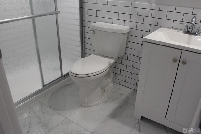 Building Photo - 147 Clinton St