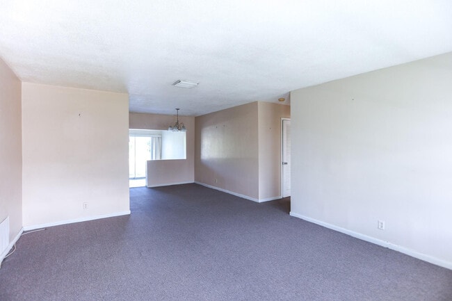 Building Photo - 4513 NW 44th St