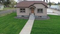 Building Photo - Fully updated 2 Bed 1 Bath Valley home.  H...