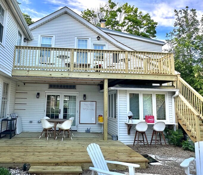 Back Building view - 761 Cherry St