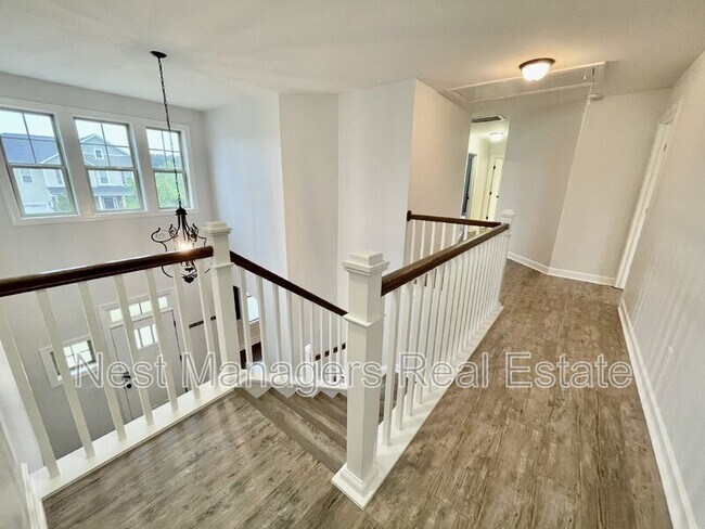 Building Photo - 3037 Eaglecrest Ln