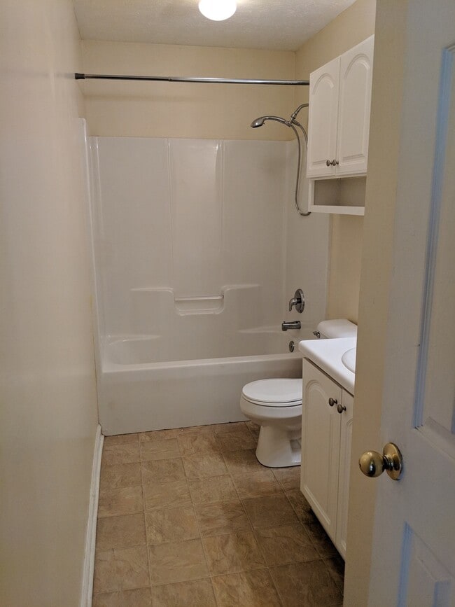 Building Photo - 1311 Co Rd 455