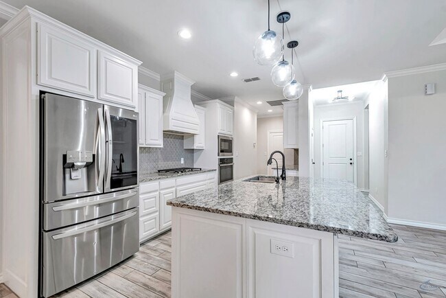 Building Photo - 3741 Alnwick Dr