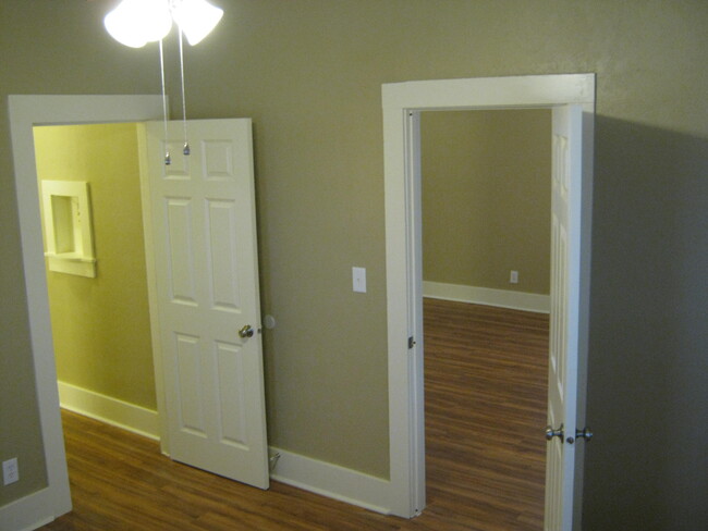 Front Bedroom with Ceiling Fan - 1125 E Moses St