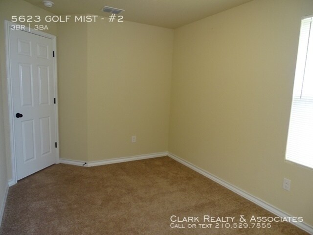 Building Photo - 5623 Golf Mist #2, San Antonio, TX. 78244