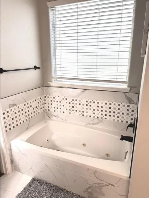 Building Photo - 5527 Bertellis Ln