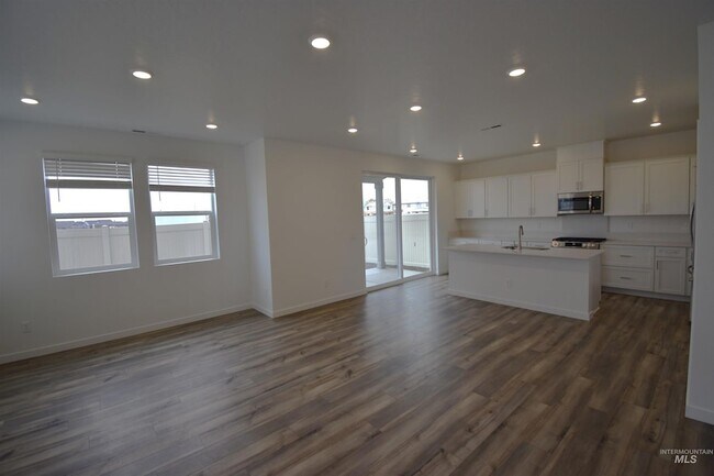 Building Photo - 8191 W Grey Alder Dr