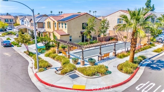 Building Photo - 9795 Ardisia St