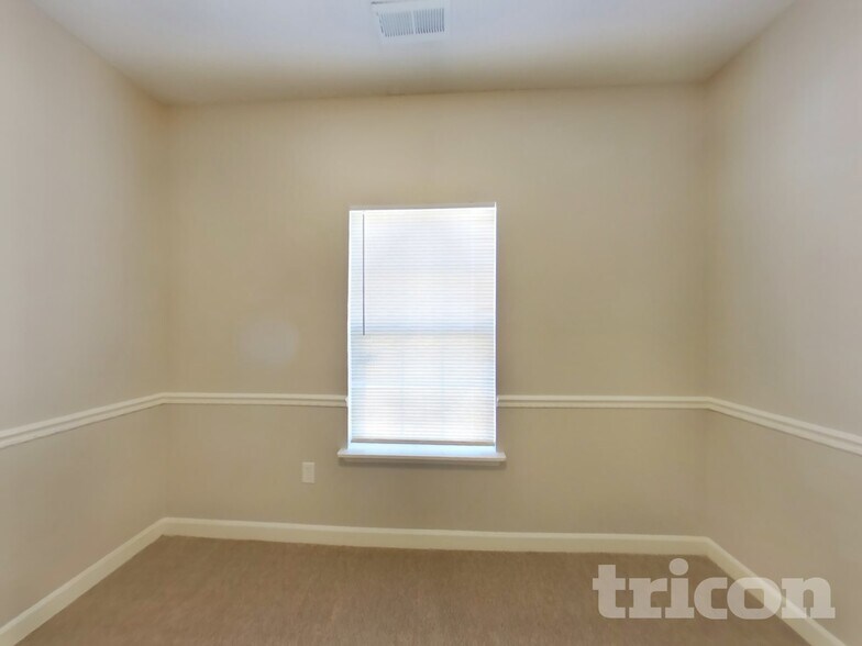 Building Photo - 362 Olde North Church Dr