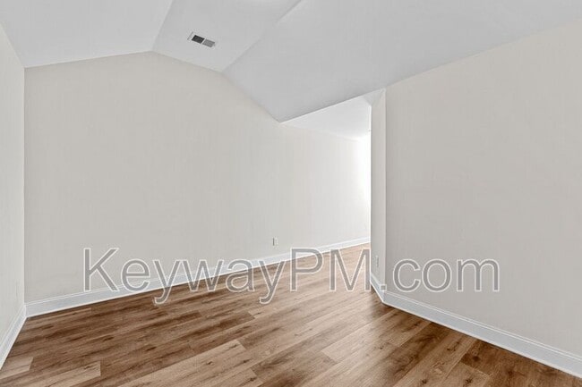 Building Photo - 331 Sumac Trail