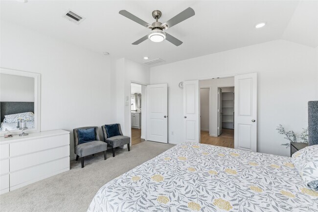 Building Photo - 30843 Boxwood Dr