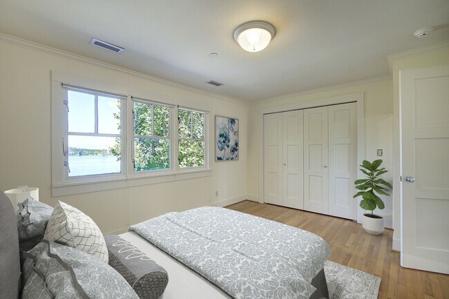 Building Photo - 5Bd/3.5Ba Medina House