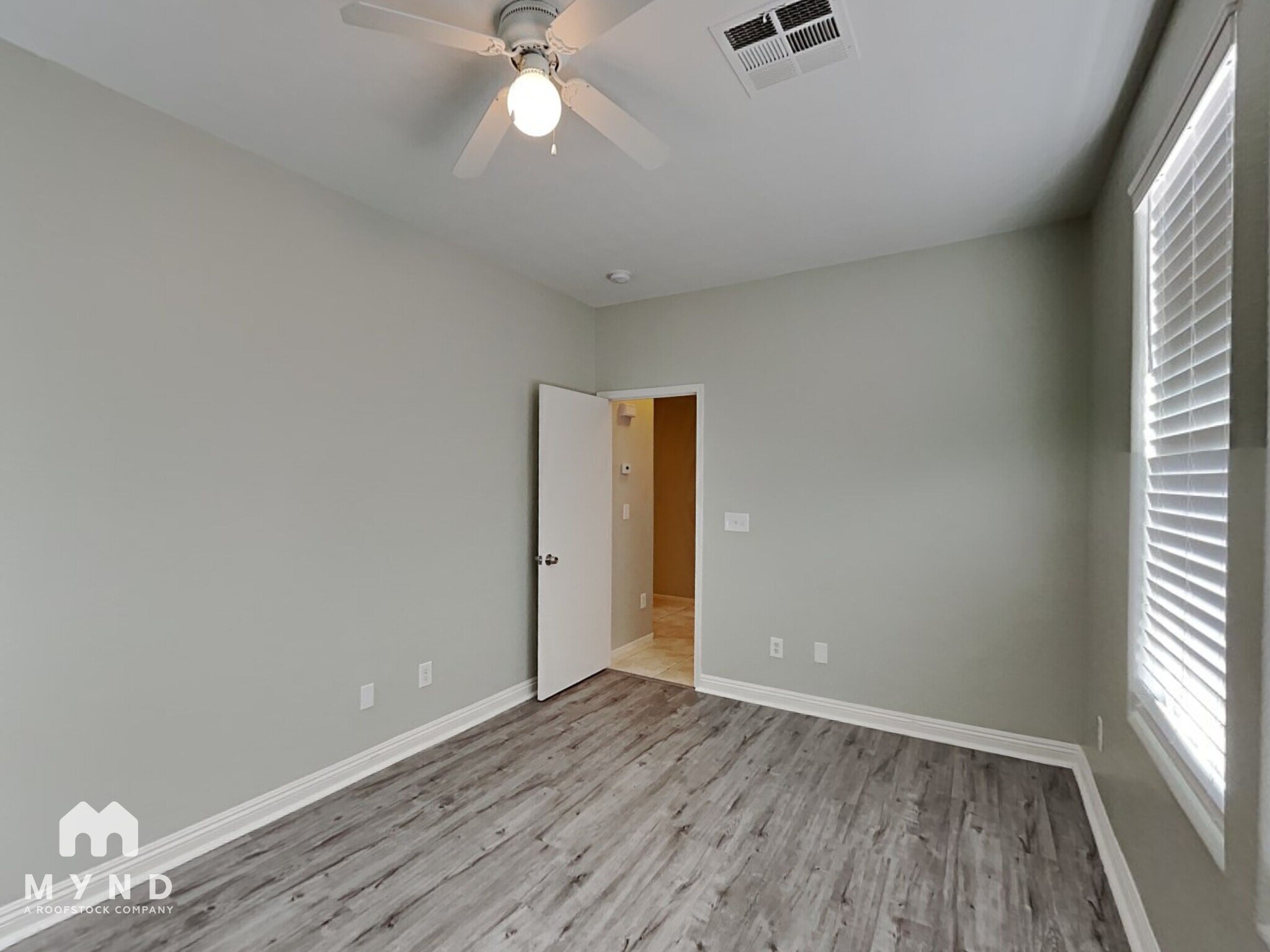 Building Photo - 2500 Birds Nest Cactus Ct