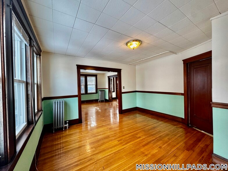 Building Photo - 155-157 Hillside St.