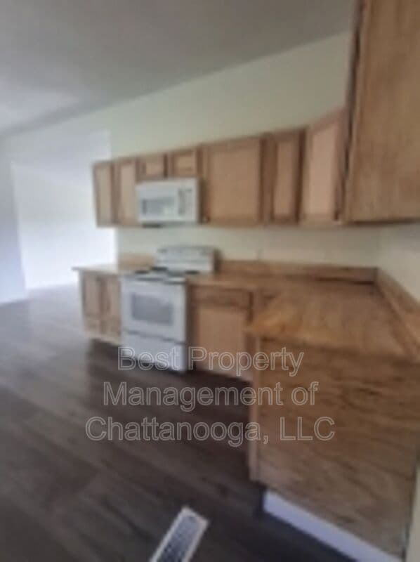 Building Photo - 116 Gate St