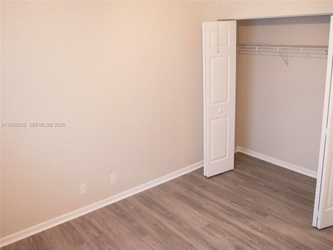 Building Photo - 2288 Quail Roost Dr