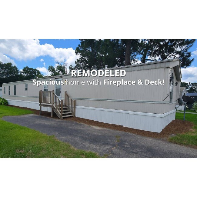 Building Photo - 2301 Parrott Dr