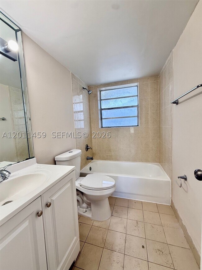 Building Photo - 1755 W 60th St