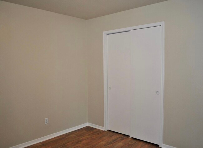 Building Photo - 19438 Juniper Vale Cir