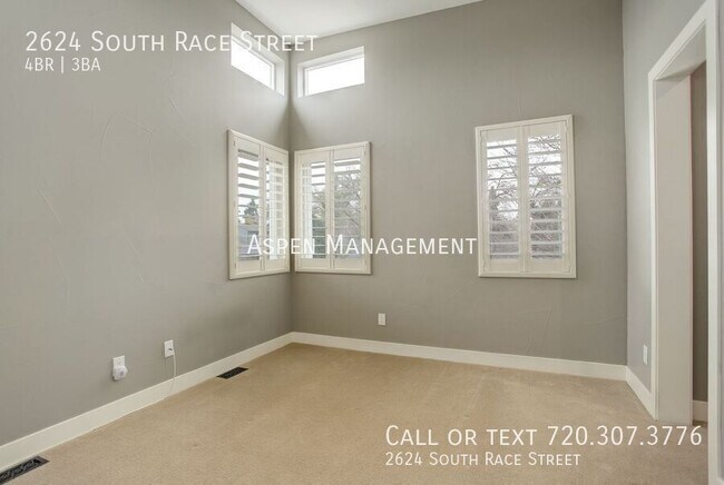 Building Photo - 2624 S Race St