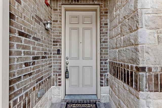 Building Photo - 2584 Jackson Dr