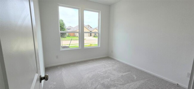 Building Photo - 6319 Seafoam Lake Dr