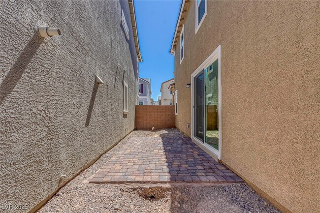 Building Photo - 2757 Pellaro Walk