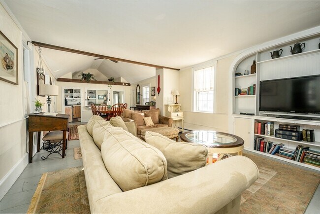 Building Photo - 415 Barlows Landing Rd