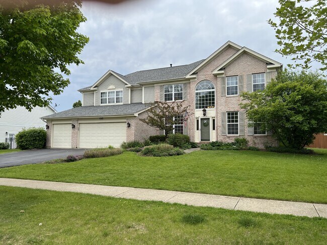 Primary Photo - 693 Providence Ln