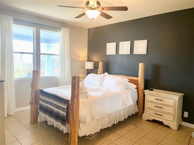 Building Photo - 4805 Virginia Dare Ln