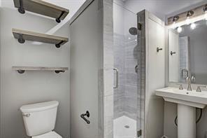 Building Photo - 1329 Nicholson St