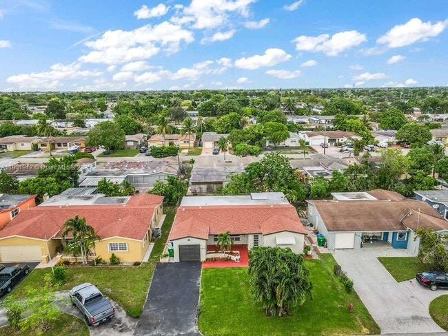 Building Photo - 7753 Coral Blvd