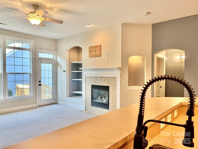 Building Photo - 1205 Gainsborough Dr