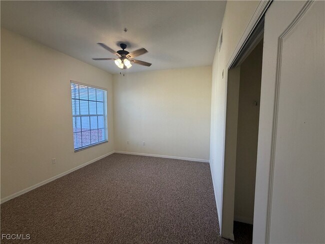 Building Photo - 9270 Belleza Way