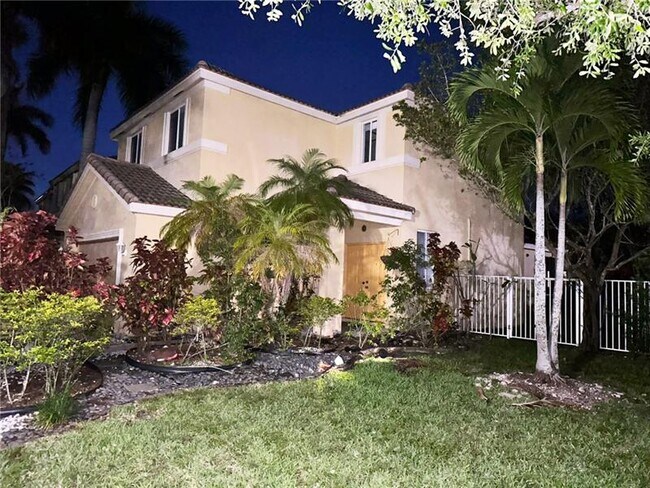 Building Photo - 499 Conservation Dr
