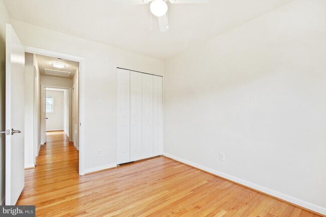 Building Photo - 11840 Enid Dr