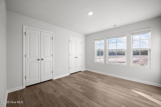Building Photo - 186 Citadel Dr