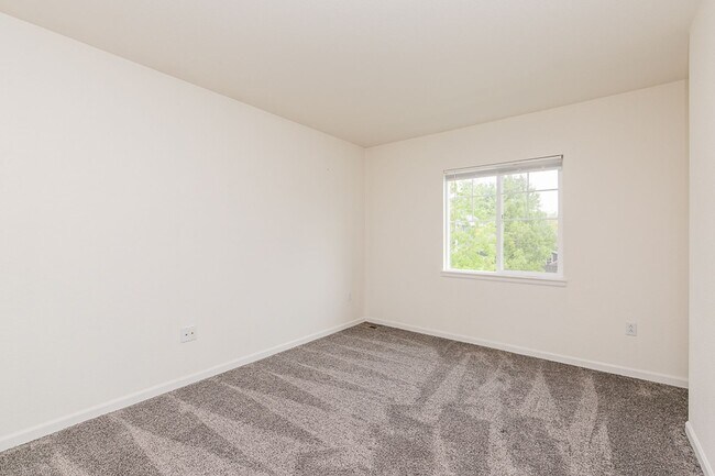 Building Photo - Desirable Sage Creek Living | Open Layout + Stunning Primary Suite