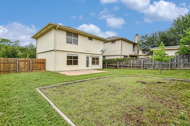 Building Photo - 13819 Lothian Dr