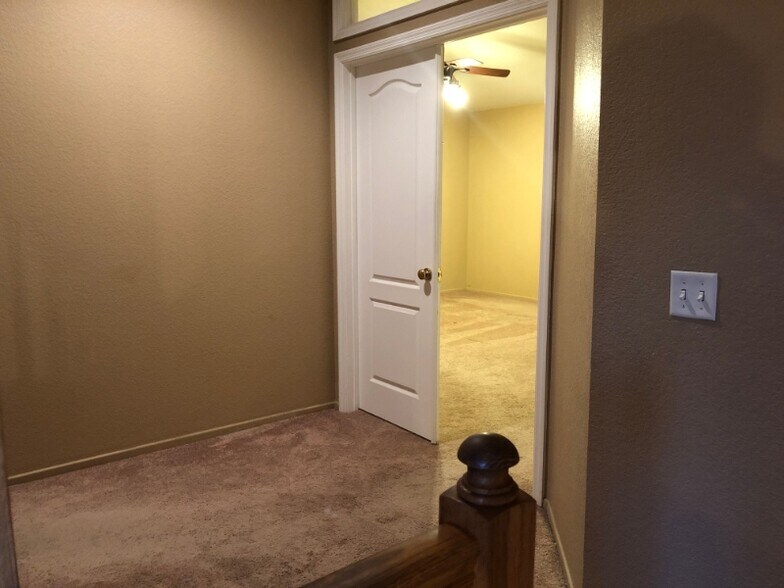 Building Photo - 28891 Biarritz Ct