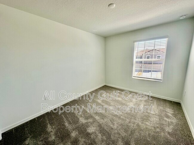 Building Photo - 9207 Bonita Mar Dr