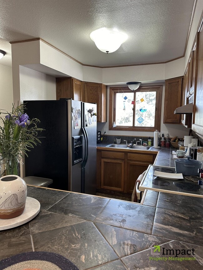Building Photo - 2510 Plumtree Grove