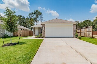Building Photo - 18004 Valle Cupa Ln