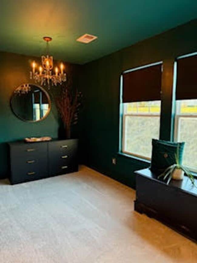 Building Photo - 3 Bed, 2.5 Bath Townhome Available in Greenville