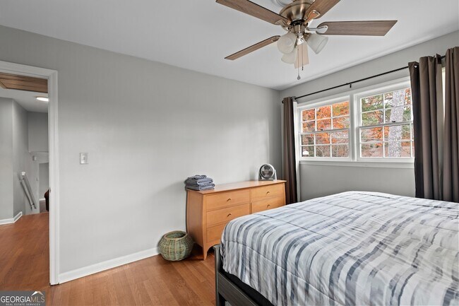 Building Photo - 3727 Calmer Cir