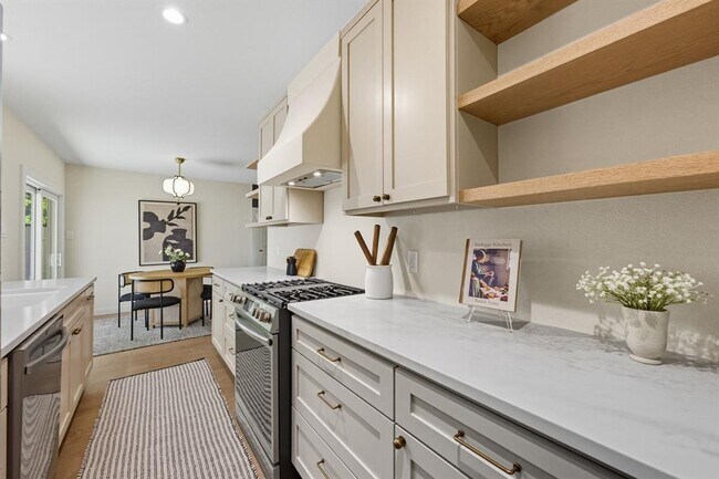 Building Photo - 1114 Stoneoak Ln