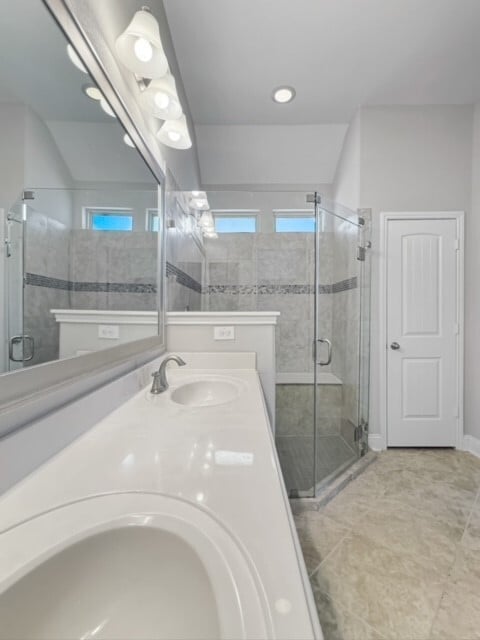 Building Photo - 2119 Llerena Ln