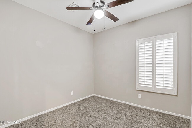 Building Photo - 7249 Long Meadow Dr