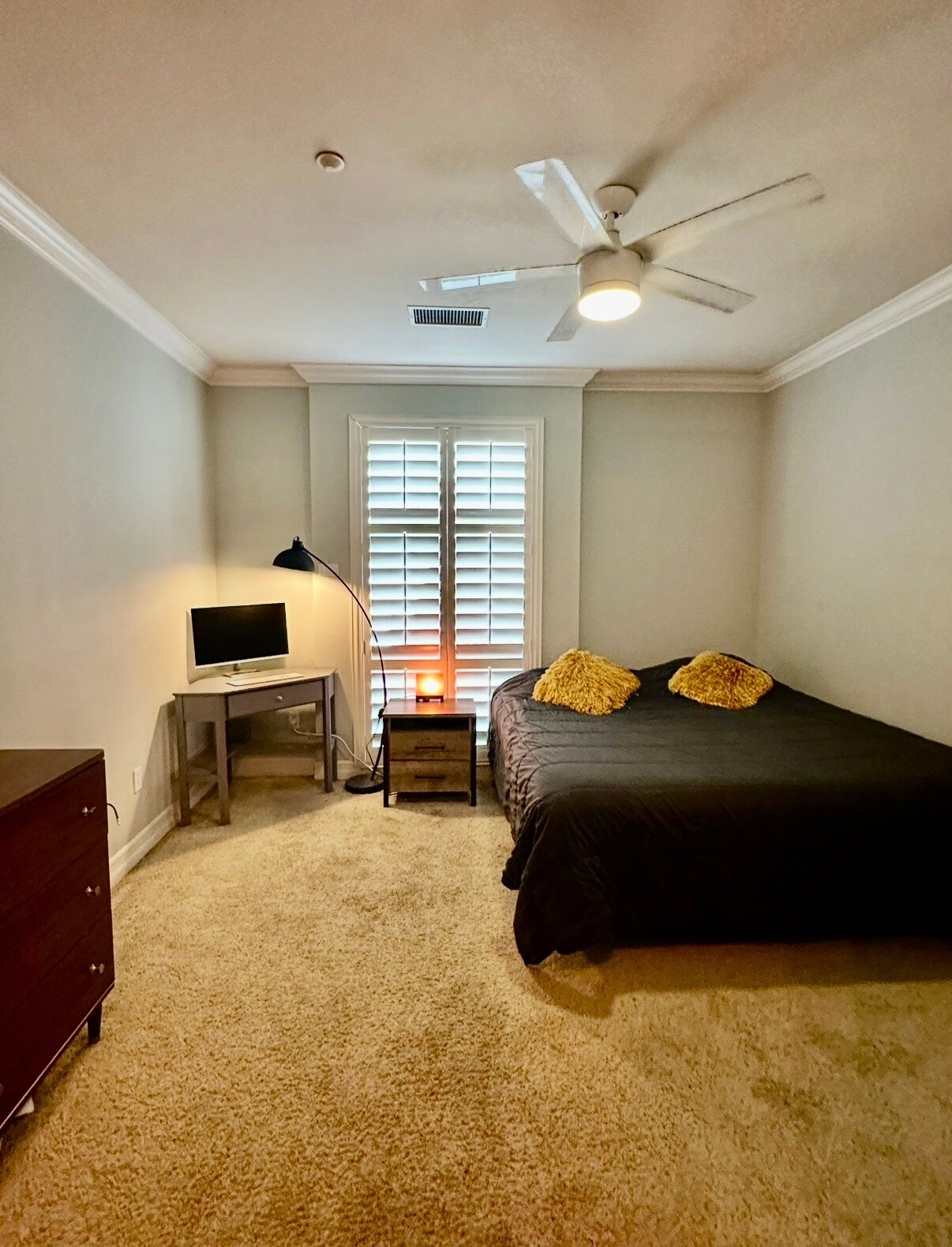 Building Photo - 1225 Island Ave