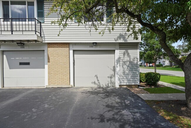 Building Photo - 1100 Stoughton Ct